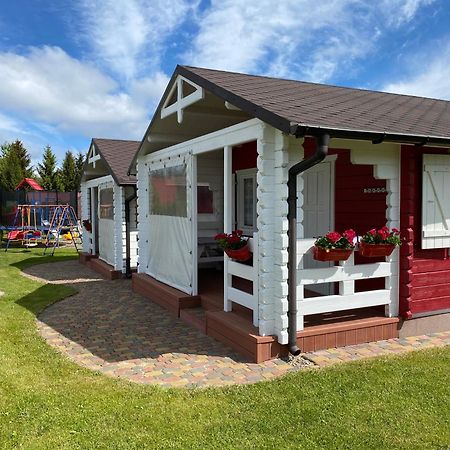 Domki Wczasowe Oskar Chłopy Exterior foto